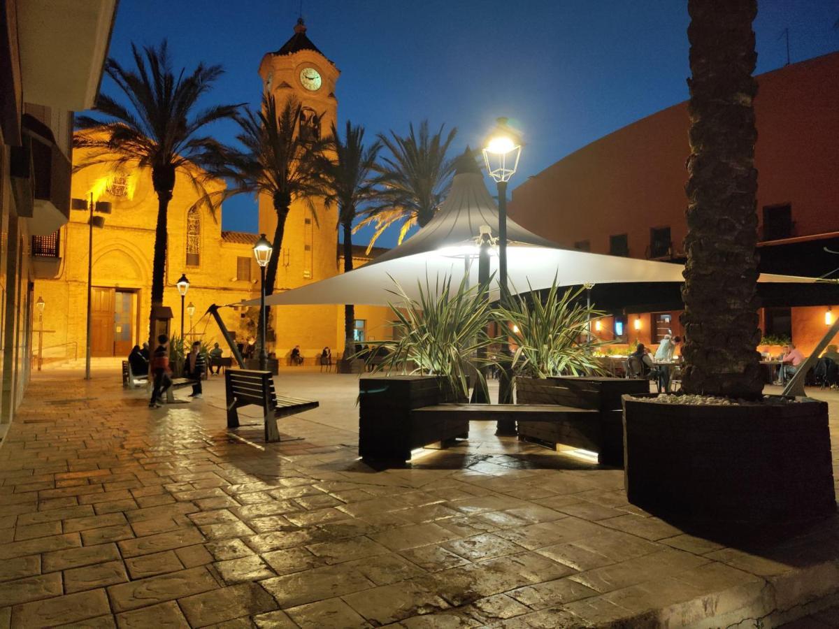 Apartamento Plaza De La Iglesia Deltebre Dış mekan fotoğraf